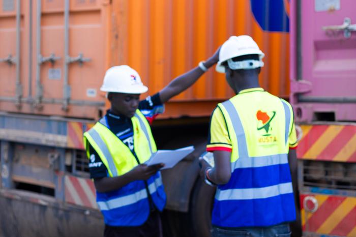 Documentation check against a loaded container